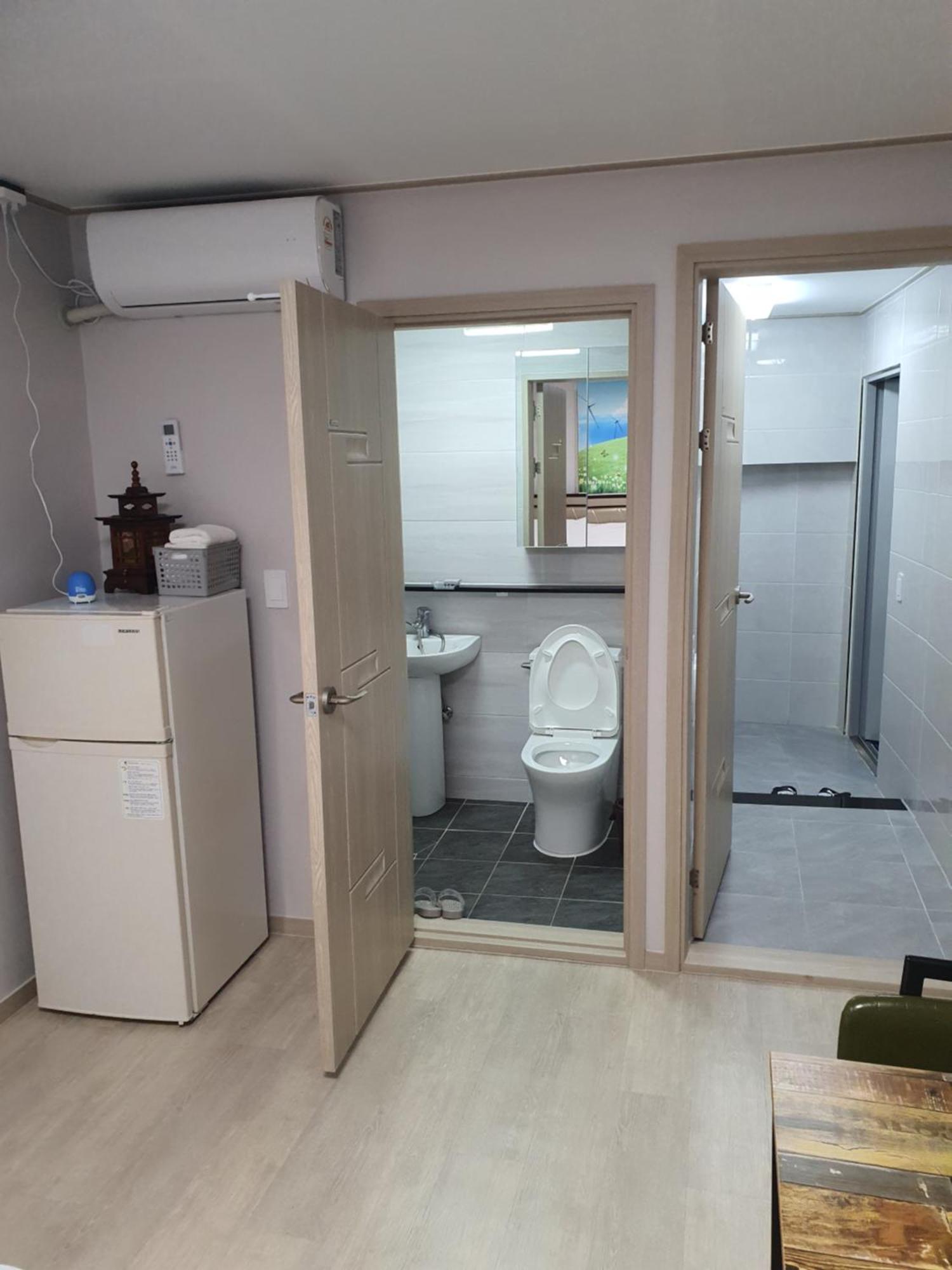 Ara Guesthouse Пусан Екстериор снимка